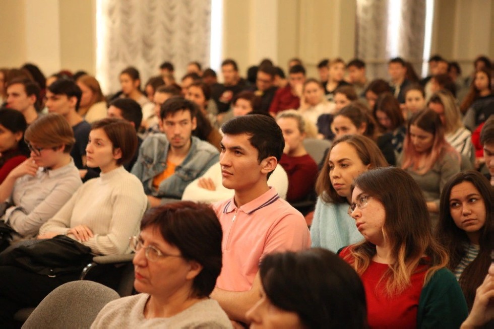 Специалист Елабужской ЦРБ провел ряд лекций для студентов Специалист Елабужской ЦРБ провел ряд лекций для студентов