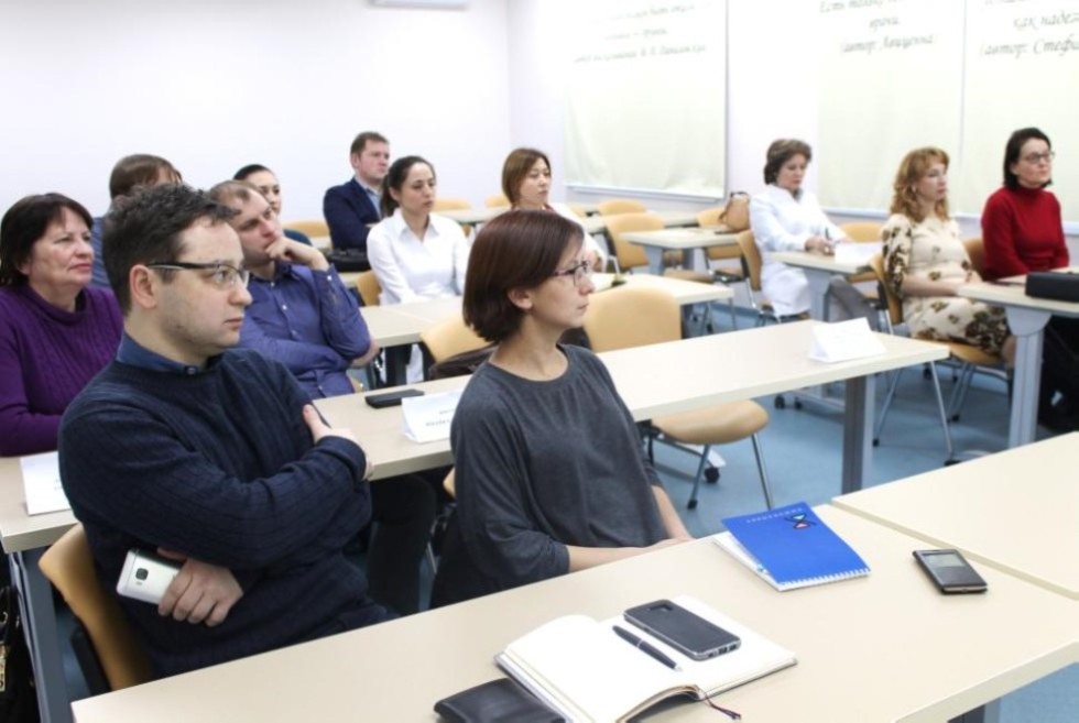 Researchers and Medical Practitioners Discuss the Structure of the Future Genetic Diagnostics Center