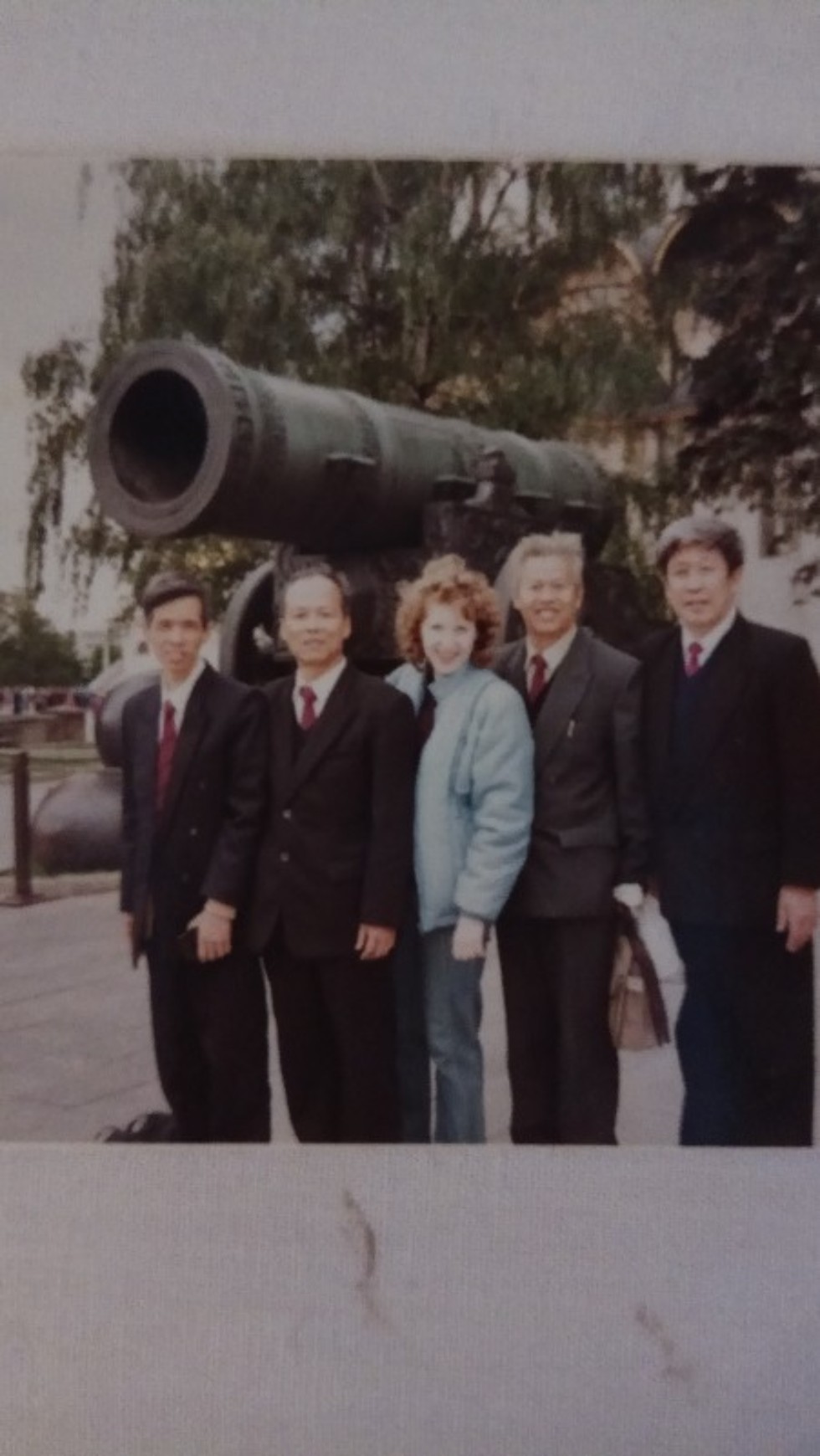 ��������