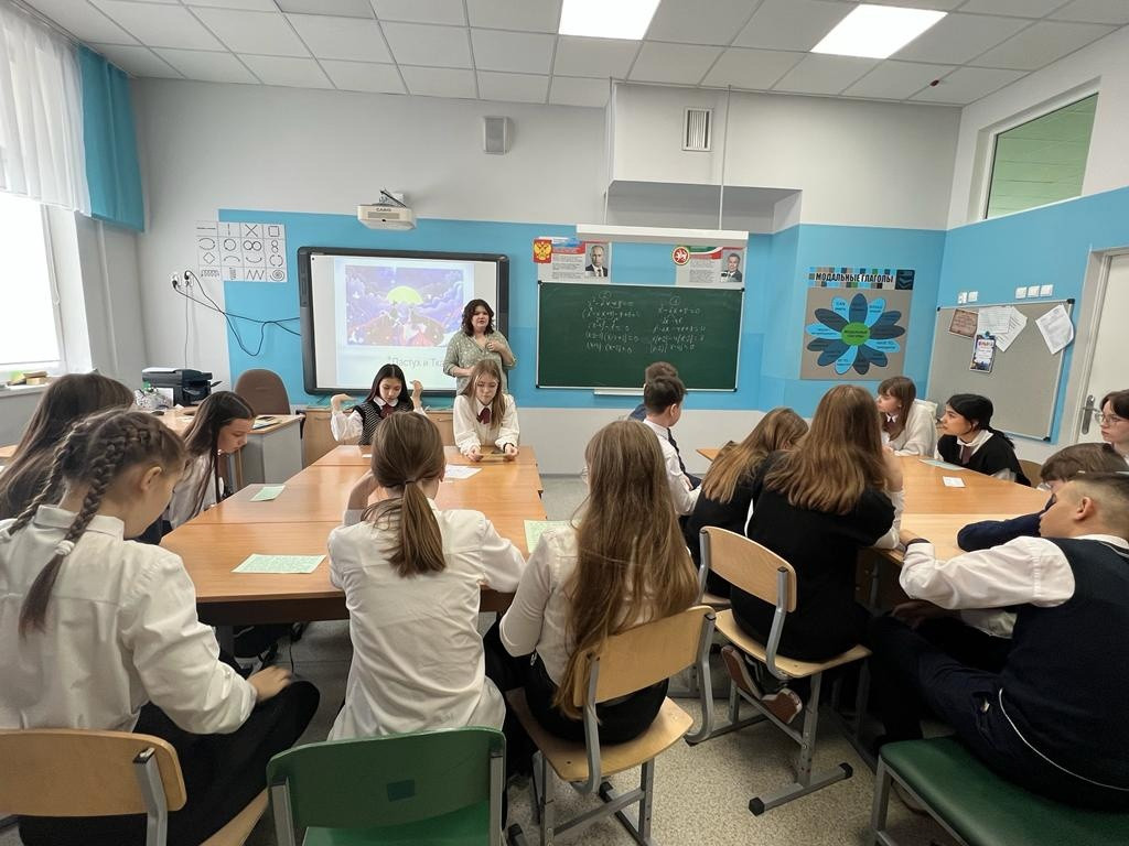 Занятия со школьниками СОШ № 41 Занятия со школьниками СОШ № 41