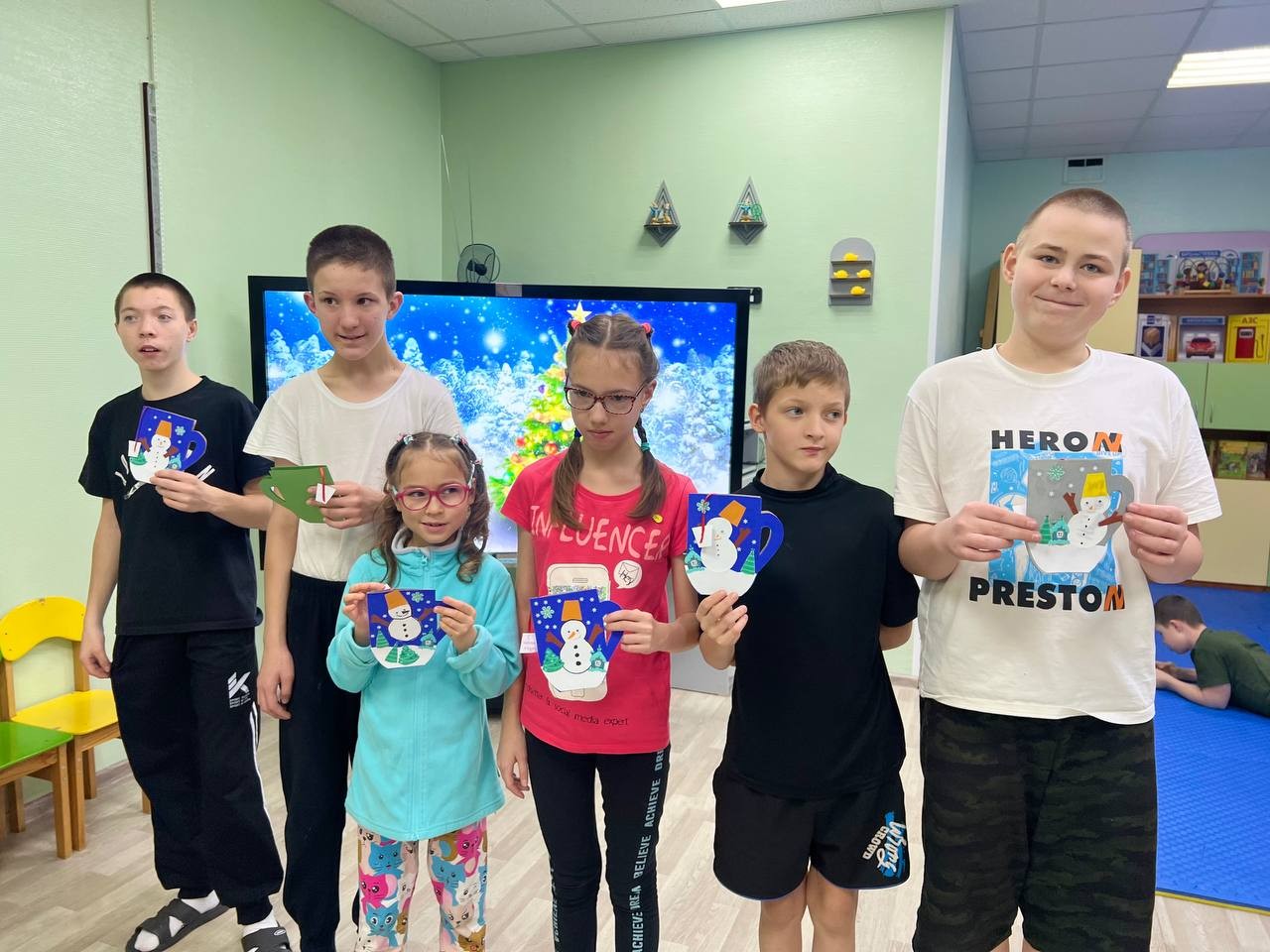 Волонтеры 'Кафедры Добра' Елабужского института КФУ провели творческий мастер-класс для детей с ОВЗ Волонтеры 'Кафедры Добра' Елабужского института КФУ провели творческий мастер-класс для детей с ОВЗ