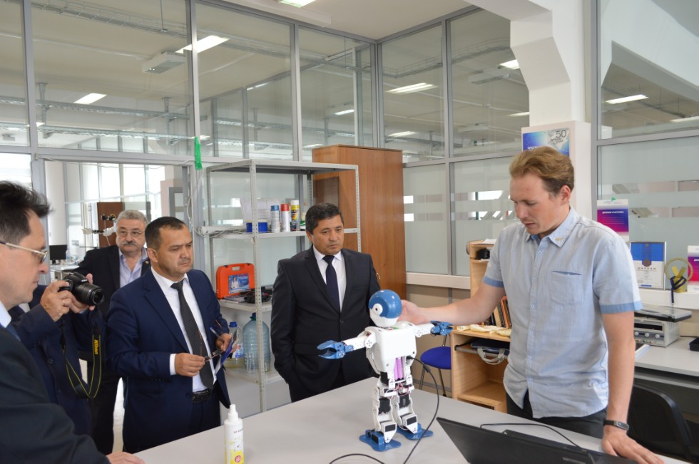 ��������� ������������� ���������-������������� ���������(����������) �������� ���������� �������� � ���������-������������ ������ ���