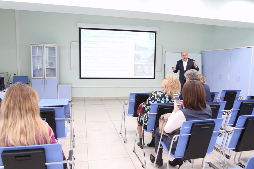Executives of Leading Regional Media Tour Kazan University