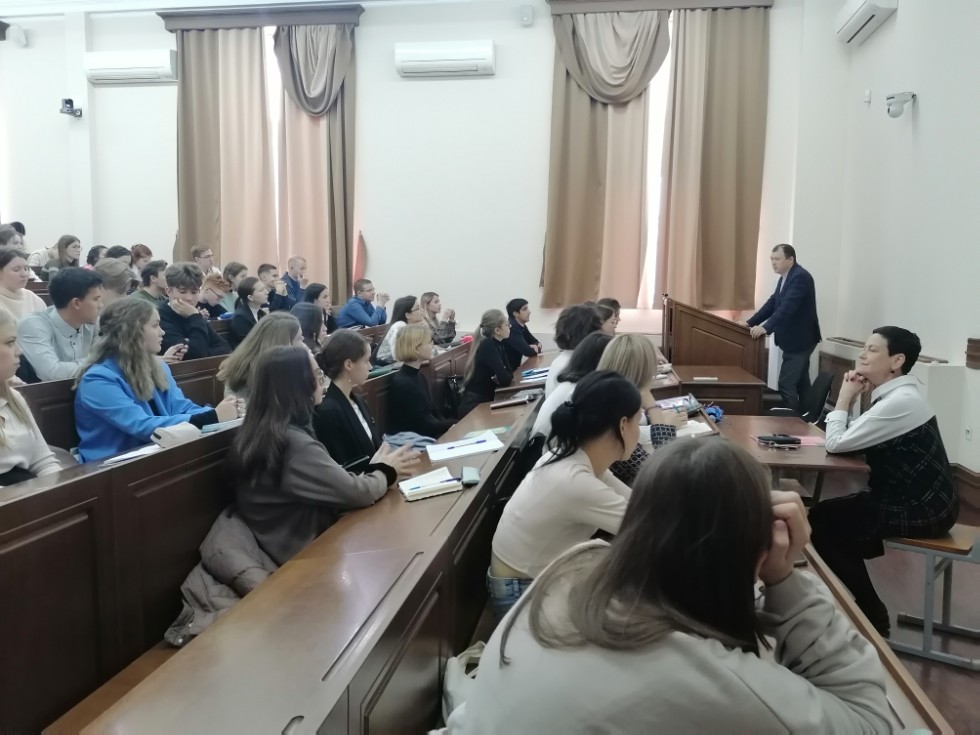 6 и 10 октября 2022 года Центр практик организовал встречу работодателей со студентами первого курса в рамках курса 6 и 10 октября 2022 года Центр практик организовал встречу работодателей со студентами первого курса в рамках курса