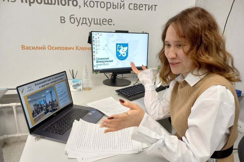 Студентки Елабужского института КФУ ? победители 1 тура Международного конкурса 'Книга будущего' Студентки Елабужского института КФУ ? победители 1 тура Международного конкурса 'Книга будущего'