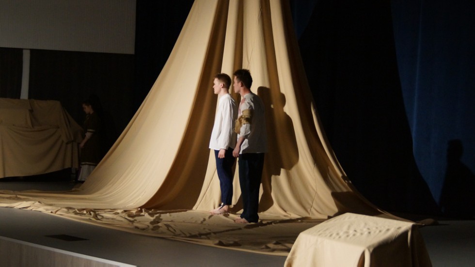 ����� ������ �� ������� ���� �������� '���������� �������' �� ������������� ������ '������'