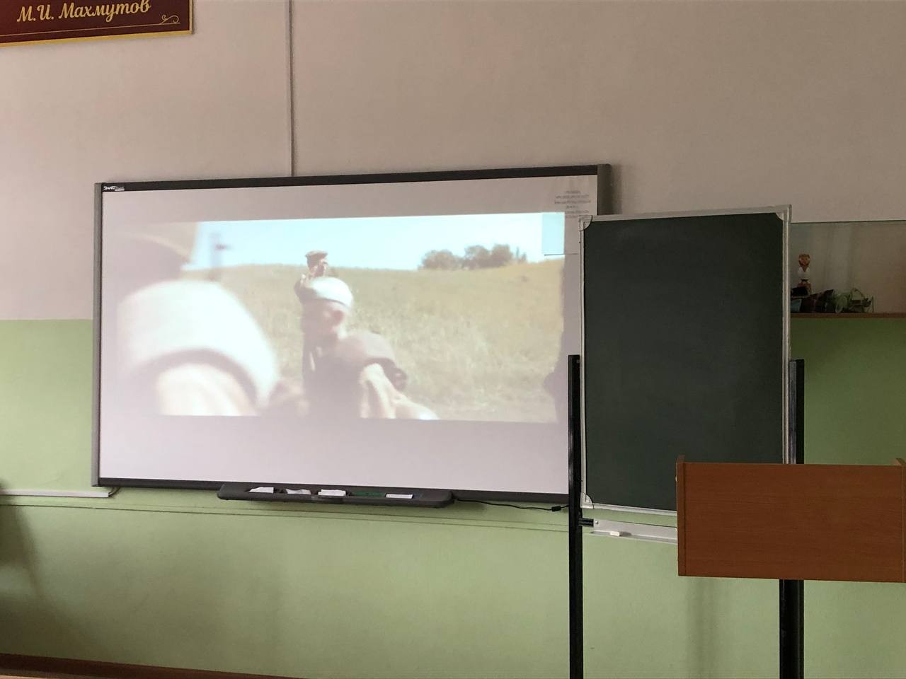 Кинолекторий: обсуждение художественного фильма 'Кресты' Кинолекторий: обсуждение художественного фильма 'Кресты'