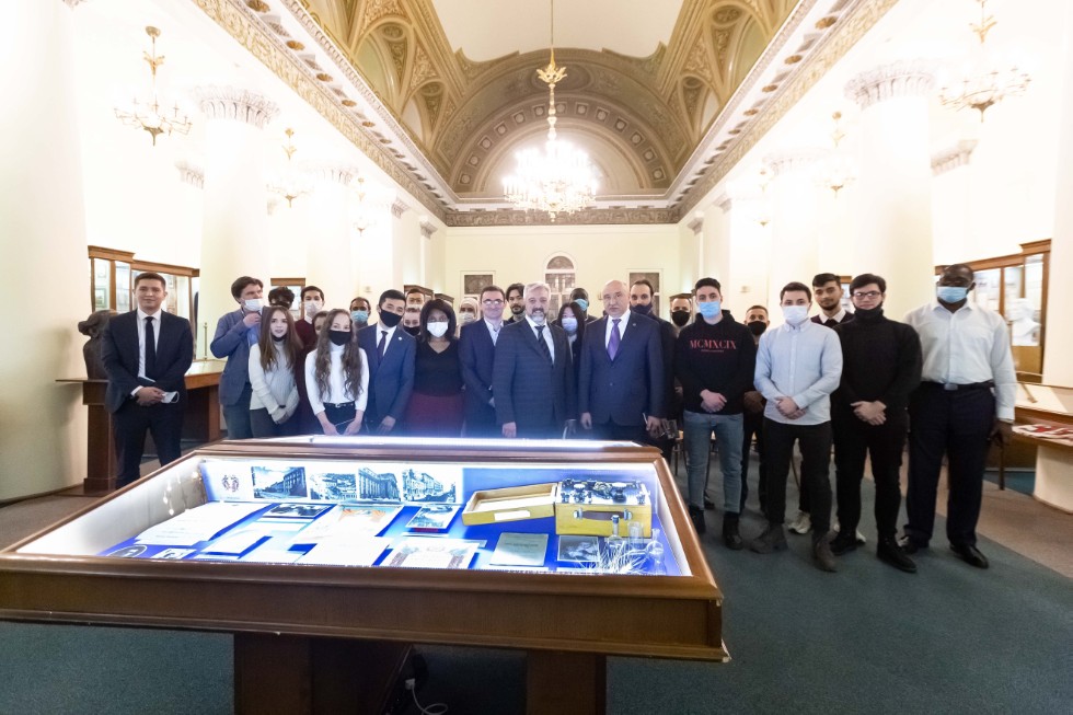 Head of Rossotrudnichestvo Yevgeny Primakov visited Kazan Federal University