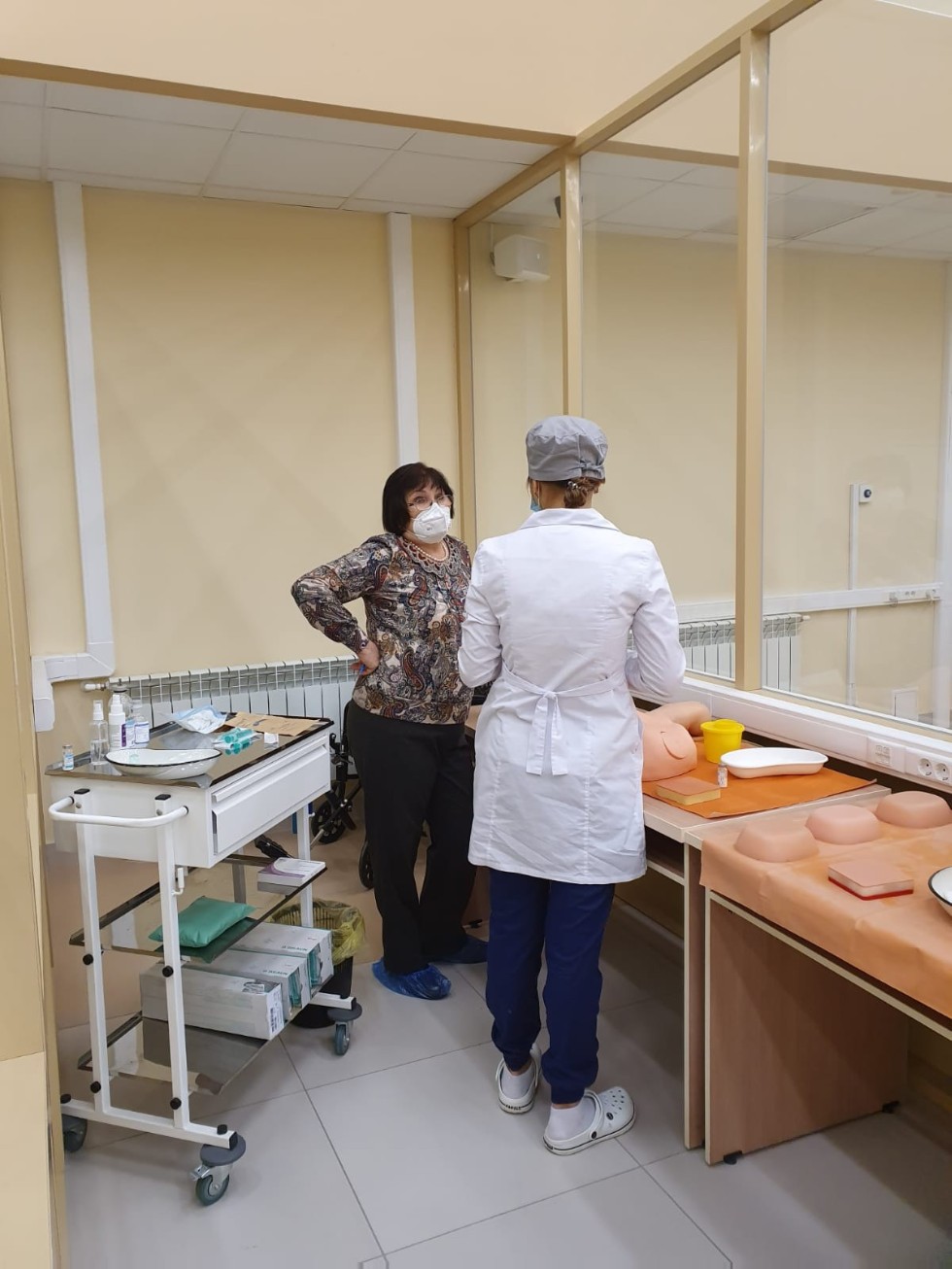 В ИФМиБ КФУ прошла сертификация на должности среднего медицинского персонала В ИФМиБ КФУ прошла сертификация на должности среднего медицинского персонала