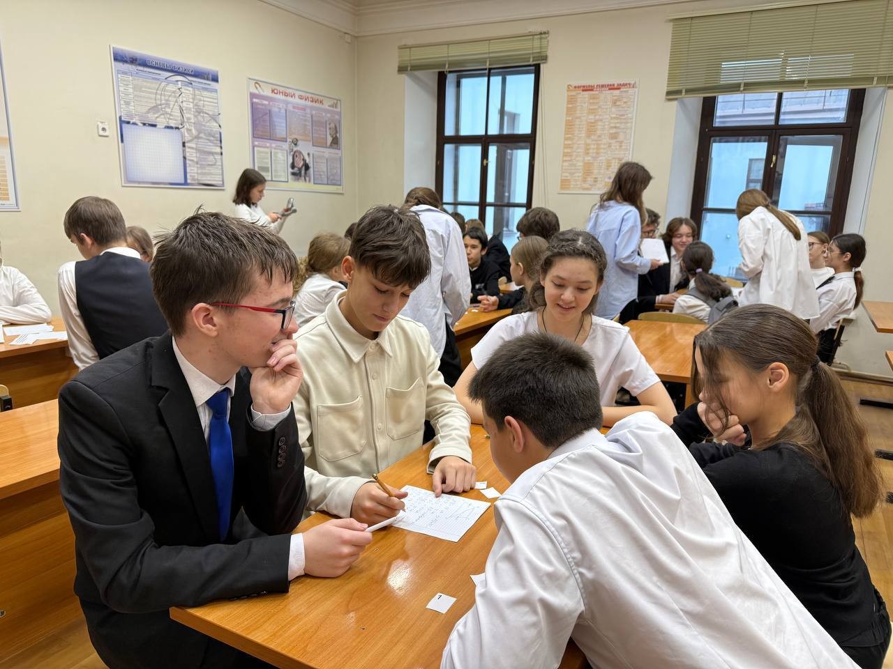 В Лицее имени Н.И.Лобачевского прошла увлекательная квест-игра 'Математический марафон' В Лицее имени Н.И.Лобачевского прошла увлекательная квест-игра 'Математический марафон'