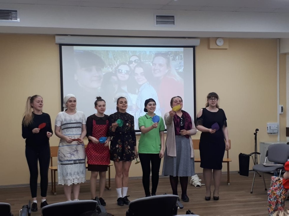 Студенческий театр 'Триумф' показал панораму театральных миниатюр Студенческий театр 'Триумф' показал панораму театральных миниатюр