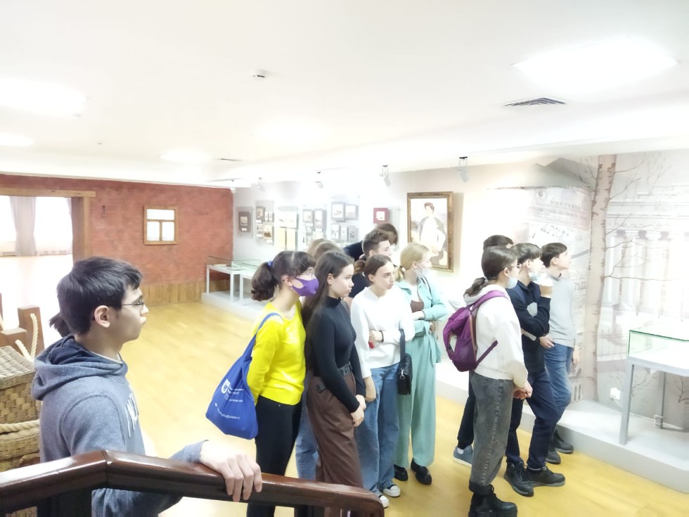 7М класс с классным руководителем посетил Литературно-мемориальный музей А.М.Горького ,2021-2022 учебный год, мероприятия, традиции
