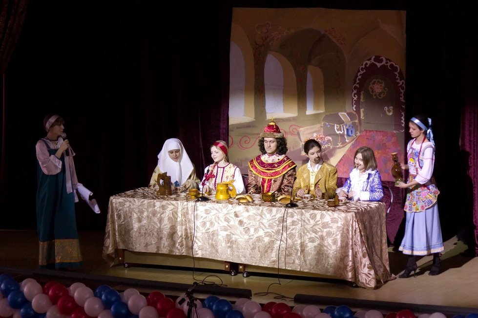 Студенческая театральная группа 'Ладья' Студенческая театральная группа 'Ладья'