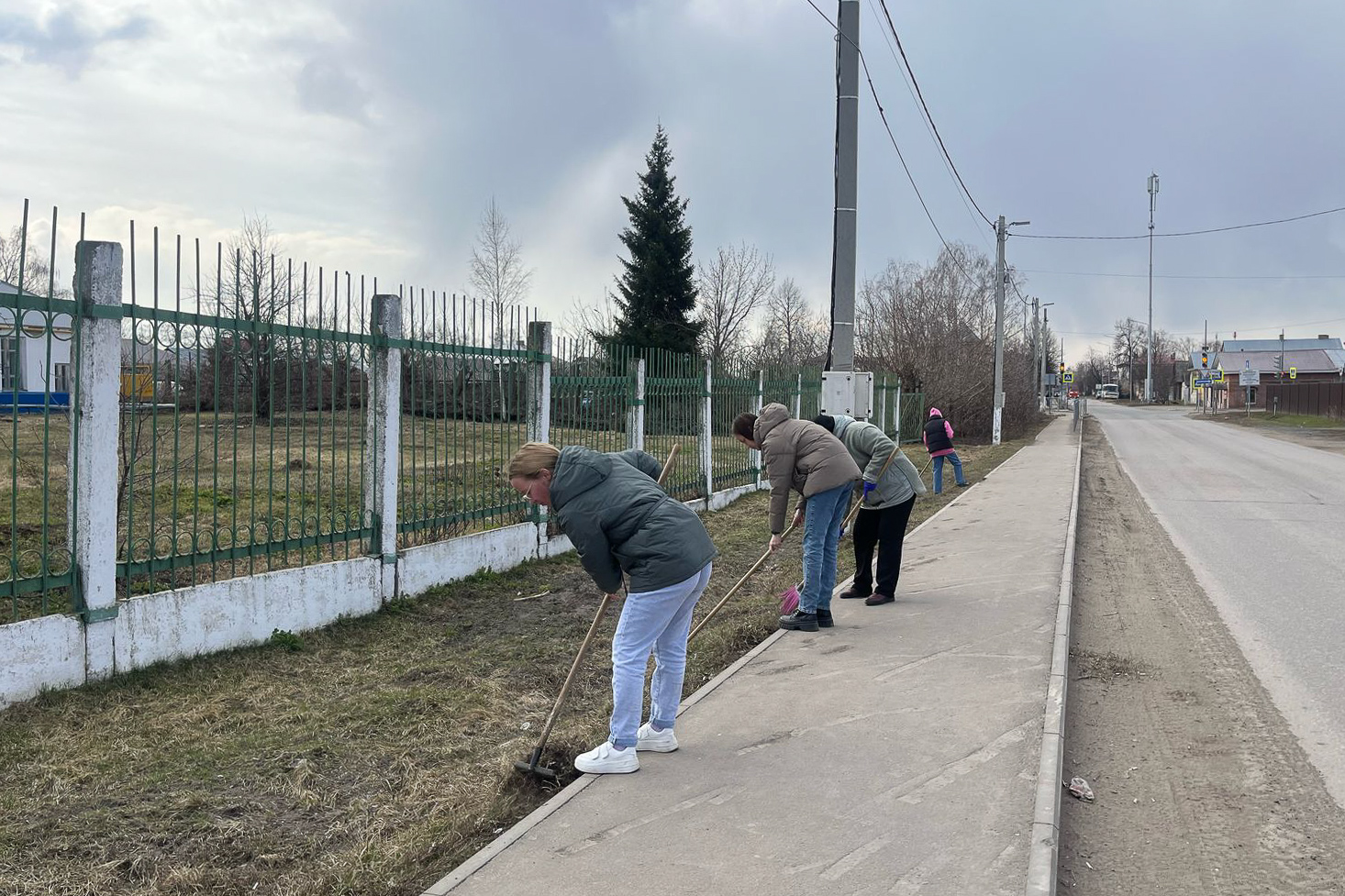 Субботник на отделении психологии и педагогики Субботник на отделении психологии и педагогики