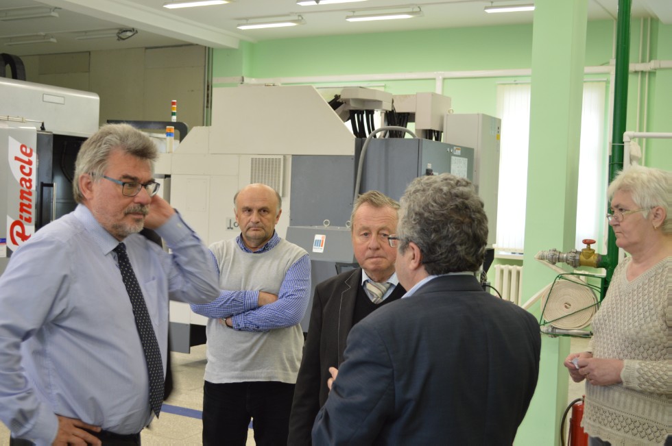 2 ���� ���������� �������� ��� �������� ��������� �� ������������� ������ ����� ���� ������� � ��������� �������� ����� ������ ������ ������������ ��.������� ������ (�������)