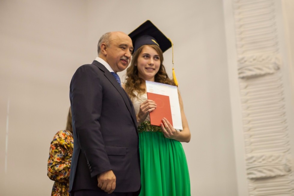 Graduates of  Elabuga Institute of KFU: 