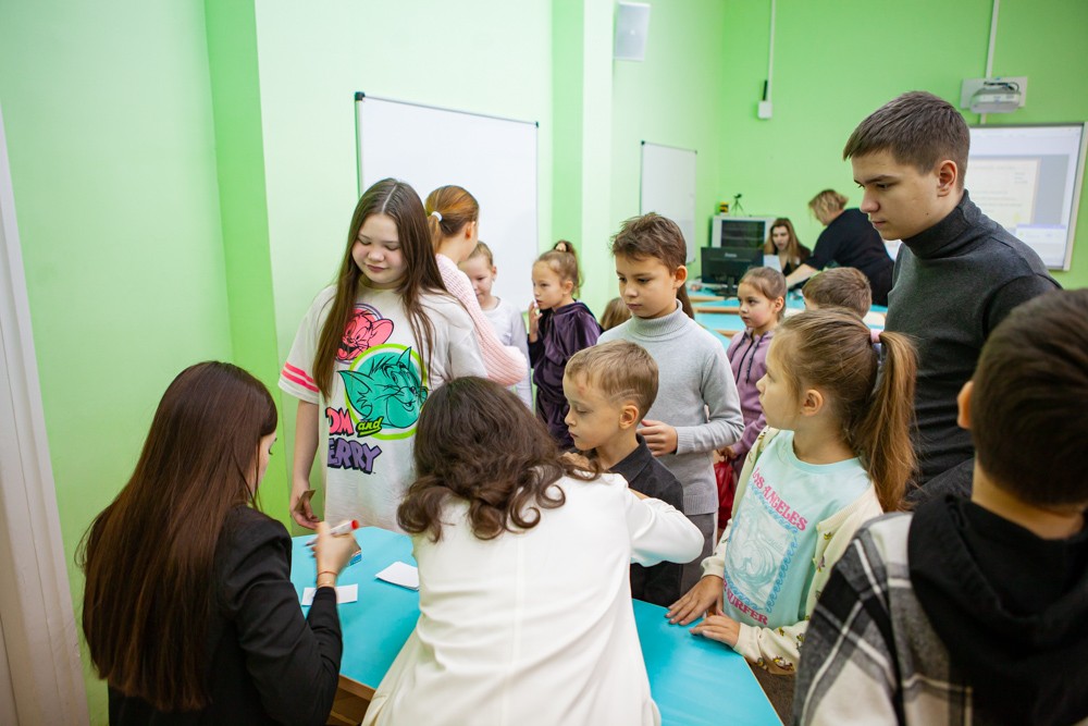 В Елабужском институте состоялись занятия Детского университета В Елабужском институте состоялись занятия Детского университета