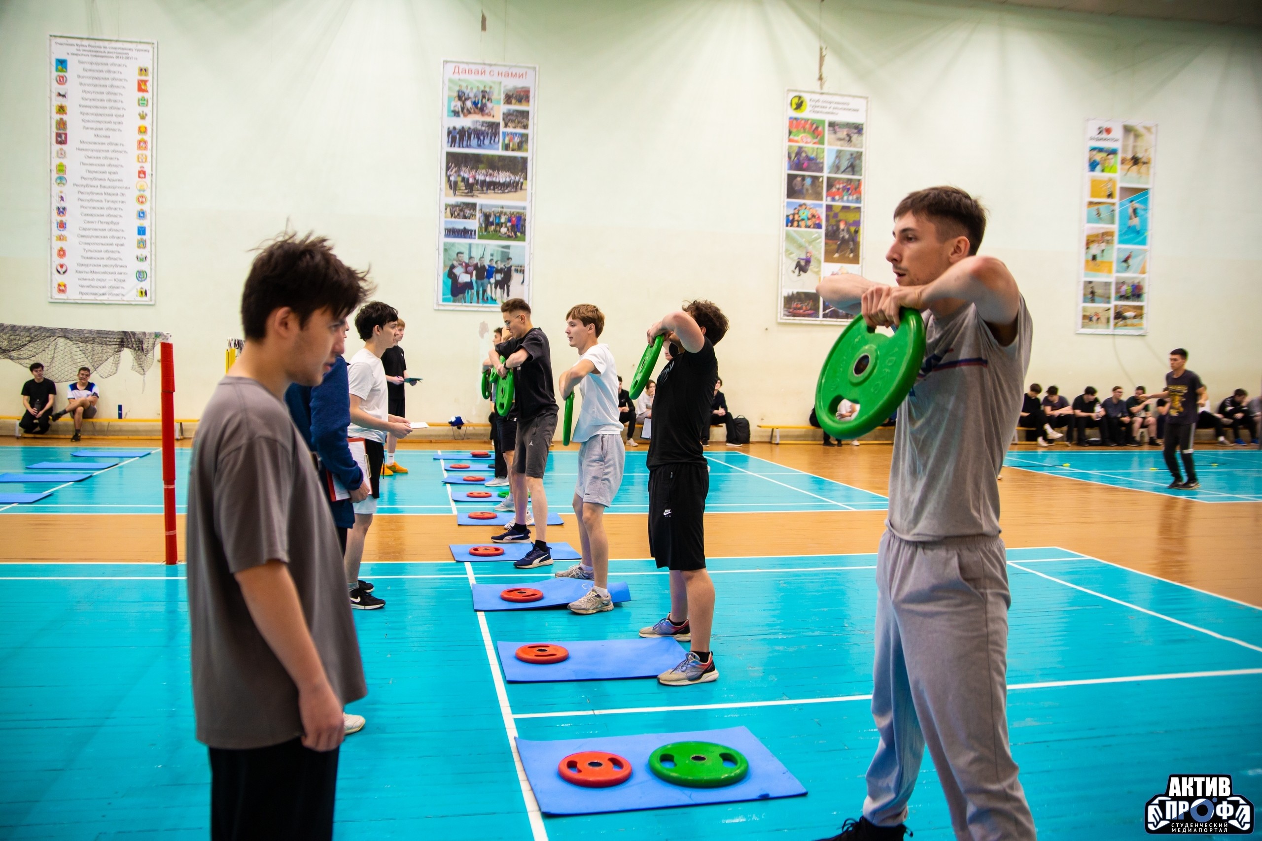 Месяц упорства, два дня борьбы Месяц упорства, два дня борьбы