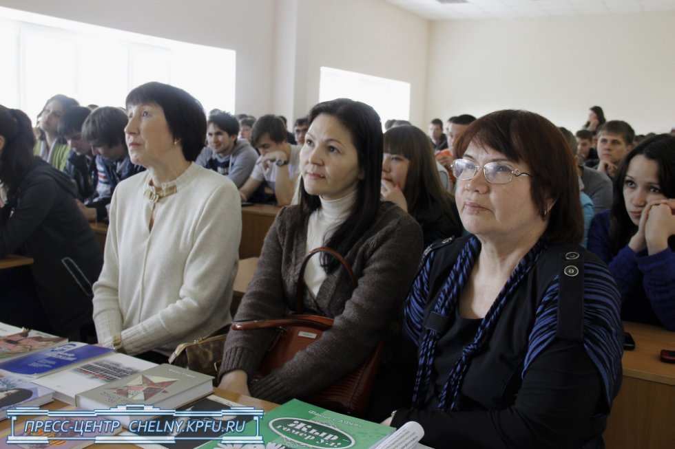 Факил Сафин: 'Научитесь красиво читать!' Факил Сафин: 'Научитесь красиво читать!'