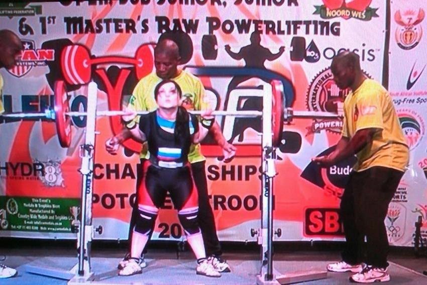 Студентка Елабужского института КФУ - золотой призер Первенства мира по пауэрлифтингу Студентка Елабужского института КФУ - золотой призер Первенства мира по пауэрлифтингу