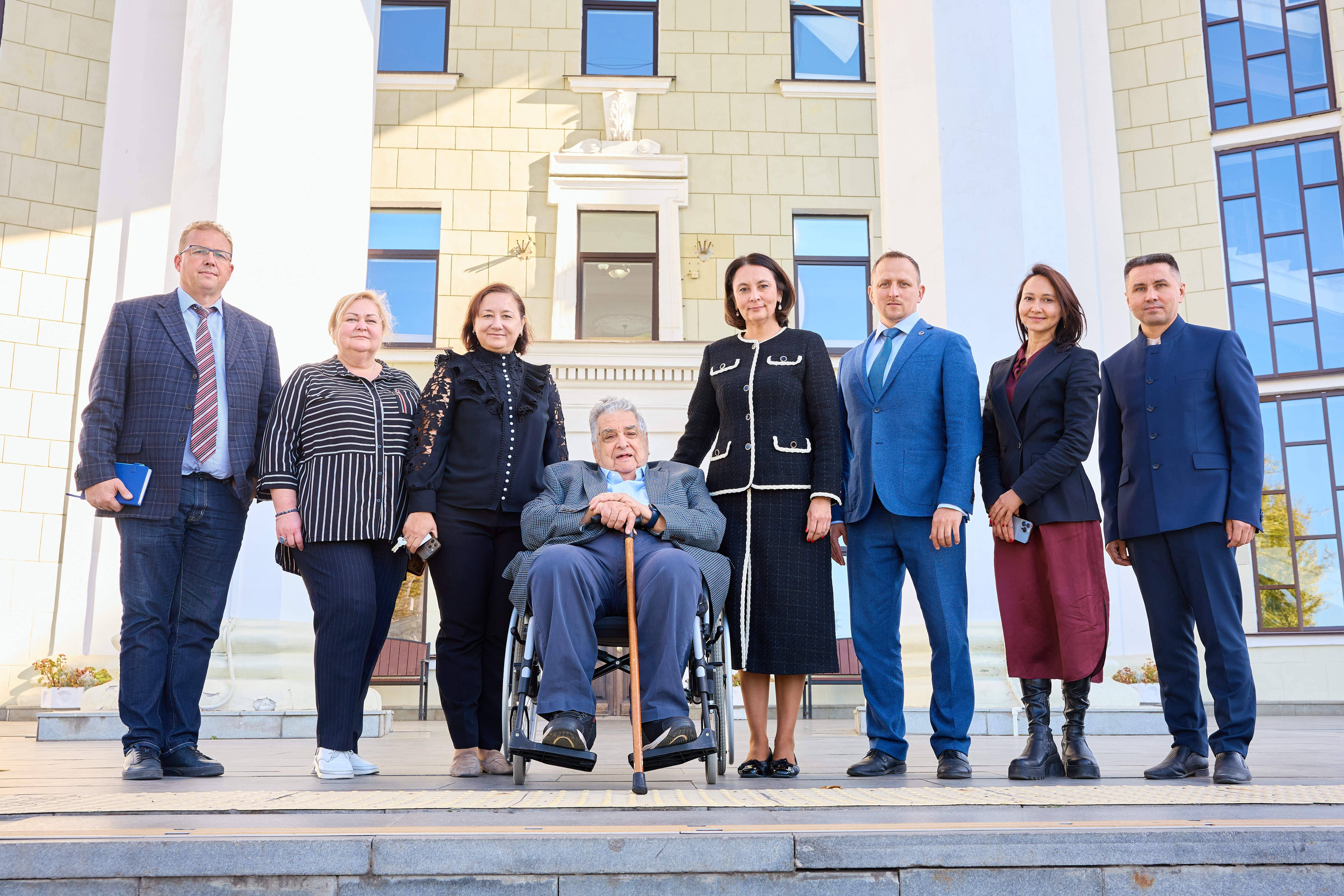 Лекции Абеля Гезевича Аганбегяна в Институте управления, экономики и финансов КФУ Лекции Абеля Гезевича Аганбегяна в Институте управления, экономики и финансов КФУ