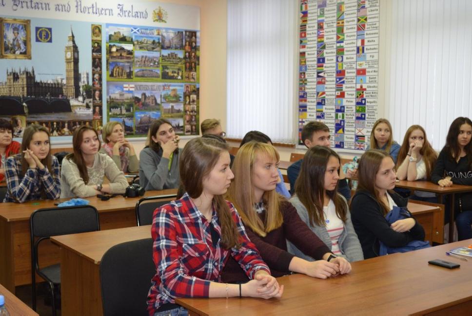 Абитуриенты просят встреч Абитуриенты просят встреч