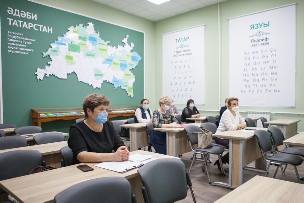 Конференция 'Наследие Тукая и тюркский мир' состоялась в Елабужском институте КФУ Конференция 'Наследие Тукая и тюркский мир' состоялась в Елабужском институте КФУ