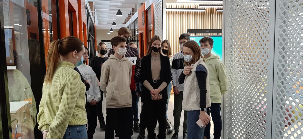 ����� ���������� ����������� �������� ������ EduTech ��� ��� ���������� � ���������