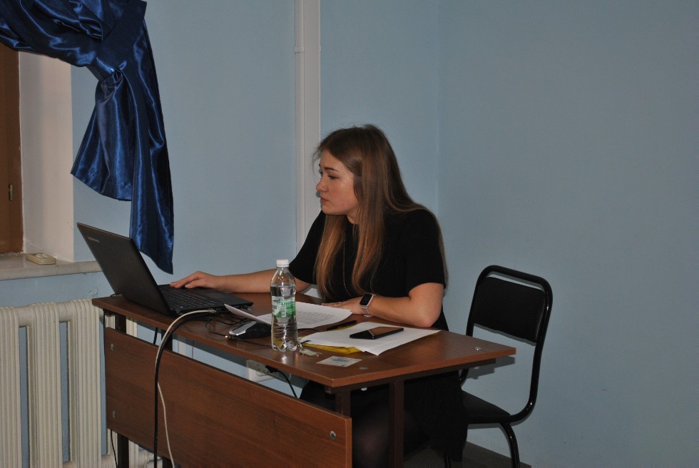 ����������� '�������' � '���������������' ������� ������������ �������������� �  ������������ ��������� ������� � ���