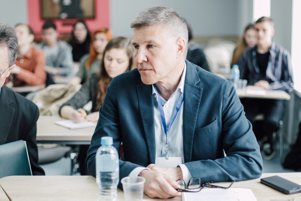 ������� ����