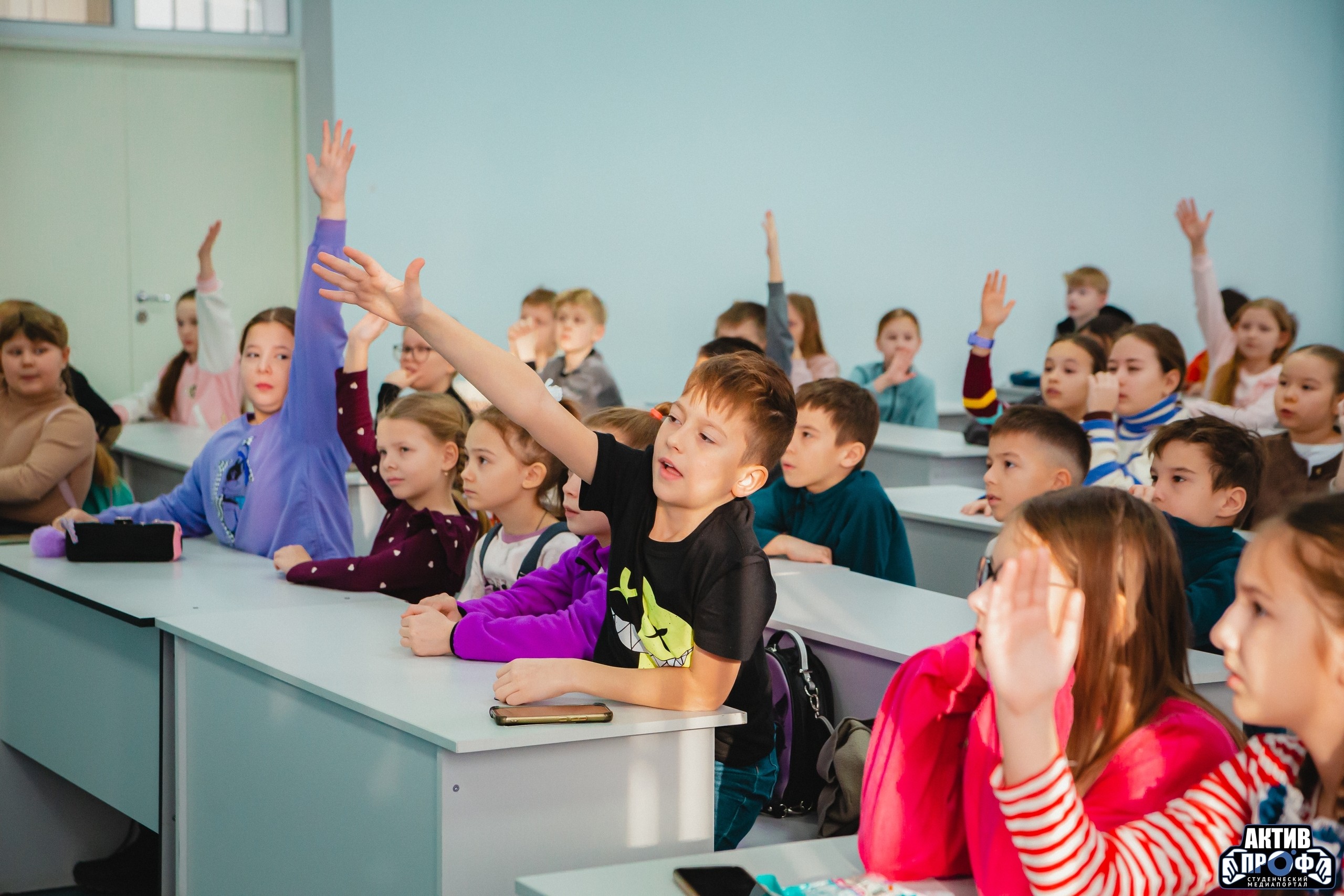 Электричество, Австралия и бодрые родители Электричество, Австралия и бодрые родители