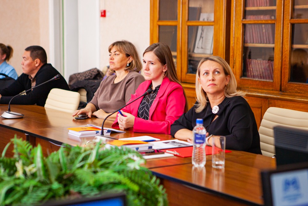 Молодые ученые и специалисты образования собрались за круглым столом в Елабужском институте ,Елабужский институт КФУ