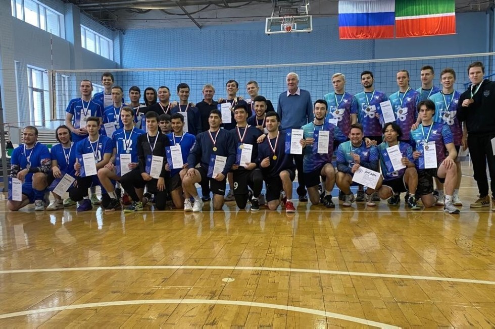 Кубок Спартакиады студентов и аспирантов КФУ по волейболу остается в Елабужском институте Кубок Спартакиады студентов и аспирантов КФУ по волейболу остается в Елабужском институте