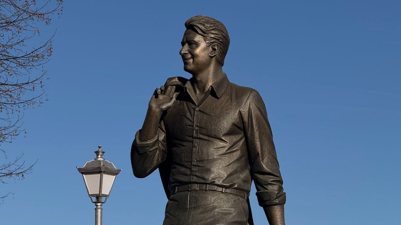 Студент ИТИС Линар Амерханов стал победителем Всероссийского конкурса молодых поэтов 'Зелёный листок' имени Андрея Дементьева Студент ИТИС Линар Амерханов стал победителем Всероссийского конкурса молодых поэтов 'Зелёный листок' имени Андрея Дементьева