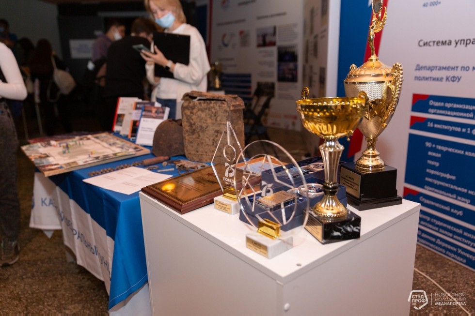 Мы очень рады долгожданной встрече с Вами ? первокурсники! Мы очень рады долгожданной встрече с Вами ? первокурсники!