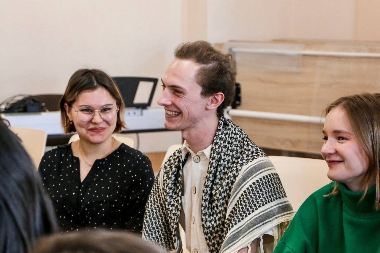 ����������� '����� ? �����'