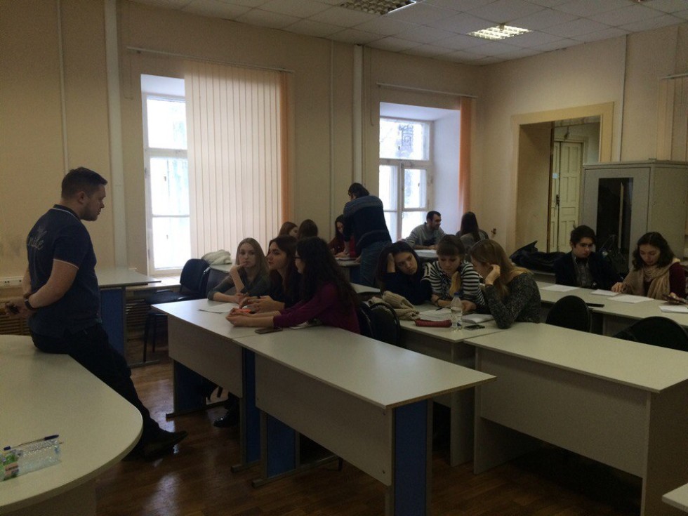 Декабрьская сессия решения кейсов от креативного агентства Brainstore подошла к концу. Декабрьская сессия решения кейсов от креативного агентства Brainstore подошла к концу.