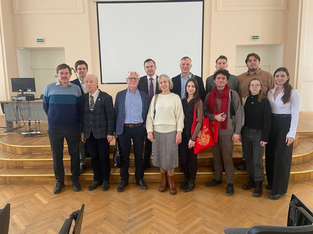 ������� �������������� ��������� �. �����-���������