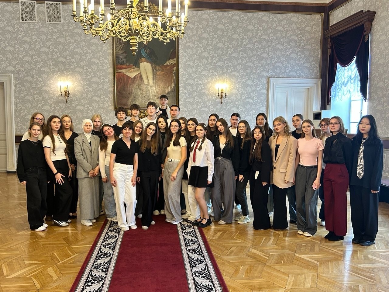 Первый шаг в большую жизнь: первокурсники КФУ открыли для себя мир Казанского федерального университета Первый шаг в большую жизнь: первокурсники КФУ открыли для себя мир Казанского федерального университета