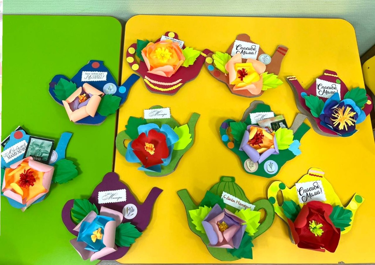 Волонтеры провели мастер-класс ко Дню Матери для детей центра 'Астра' Волонтеры провели мастер-класс ко Дню Матери для детей центра 'Астра'