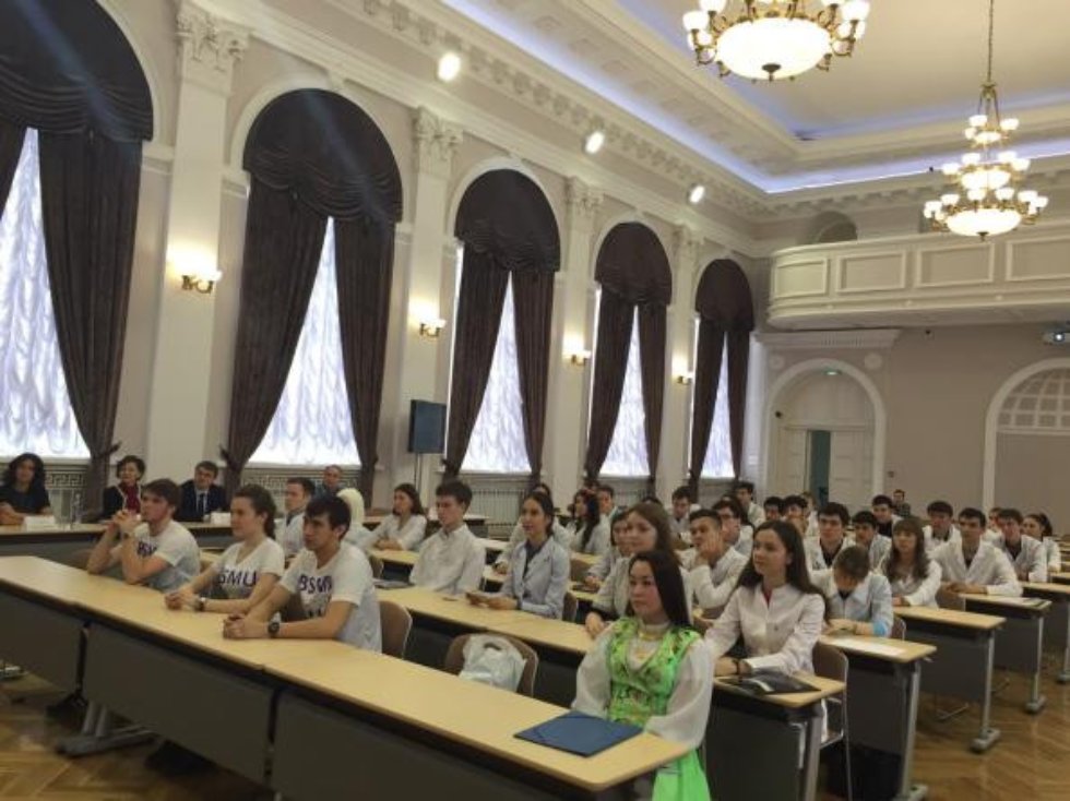 ����������� ����������� ������������� ������������ ��������� �� ������������, ����������� 80-����� ������������ ������� ����� ���������� ���������, ������������ ����������� ������, ���������� ���������� ���������� ����������������� ������������� ������� �����������.