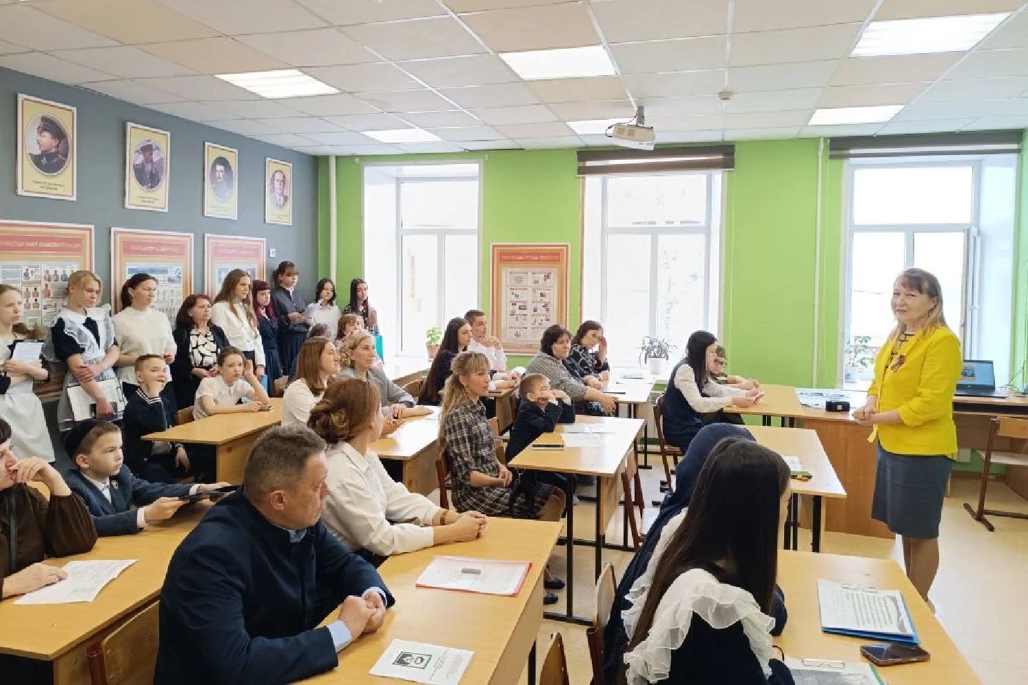 Доцент Елабужского института КФУ выступил экспертом на научно-педагогических чтениях имени Магинур Файзуллиной Доцент Елабужского института КФУ выступил экспертом на научно-педагогических чтениях имени Магинур Файзуллиной