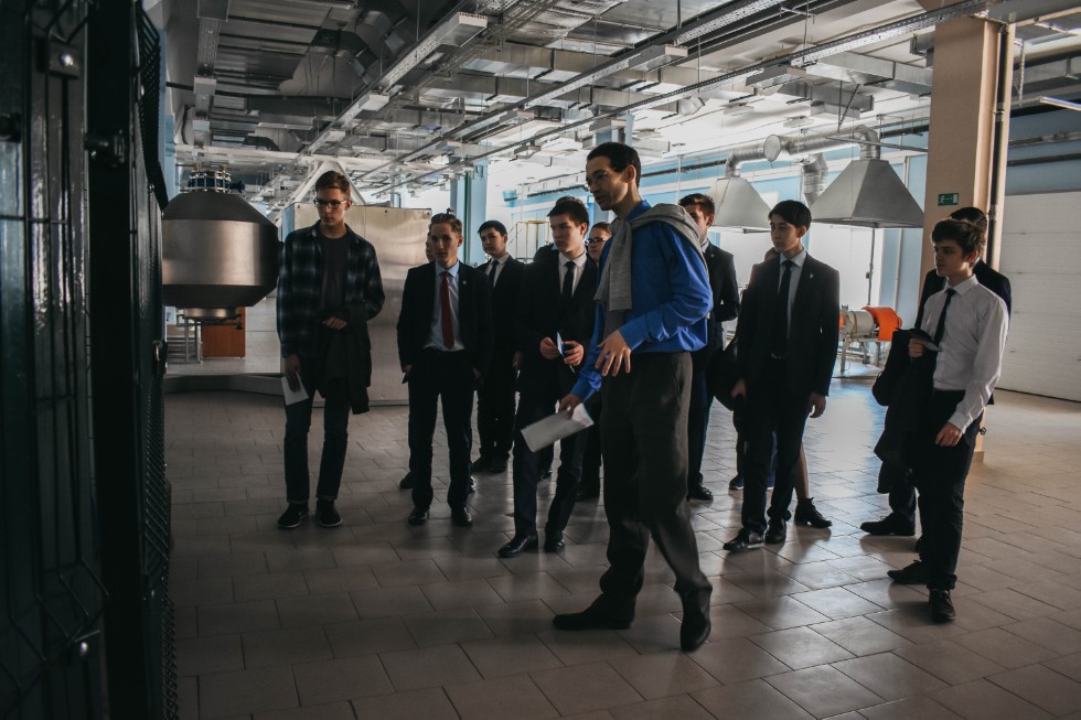 ����� ��������� ���� ������������� 