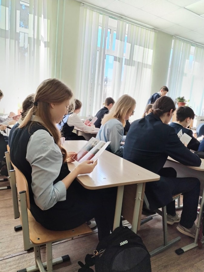 Кафедра религиоведения провела профориентационный урок в Гимназии № 75 г. Казани Кафедра религиоведения провела профориентационный урок в Гимназии № 75 г. Казани