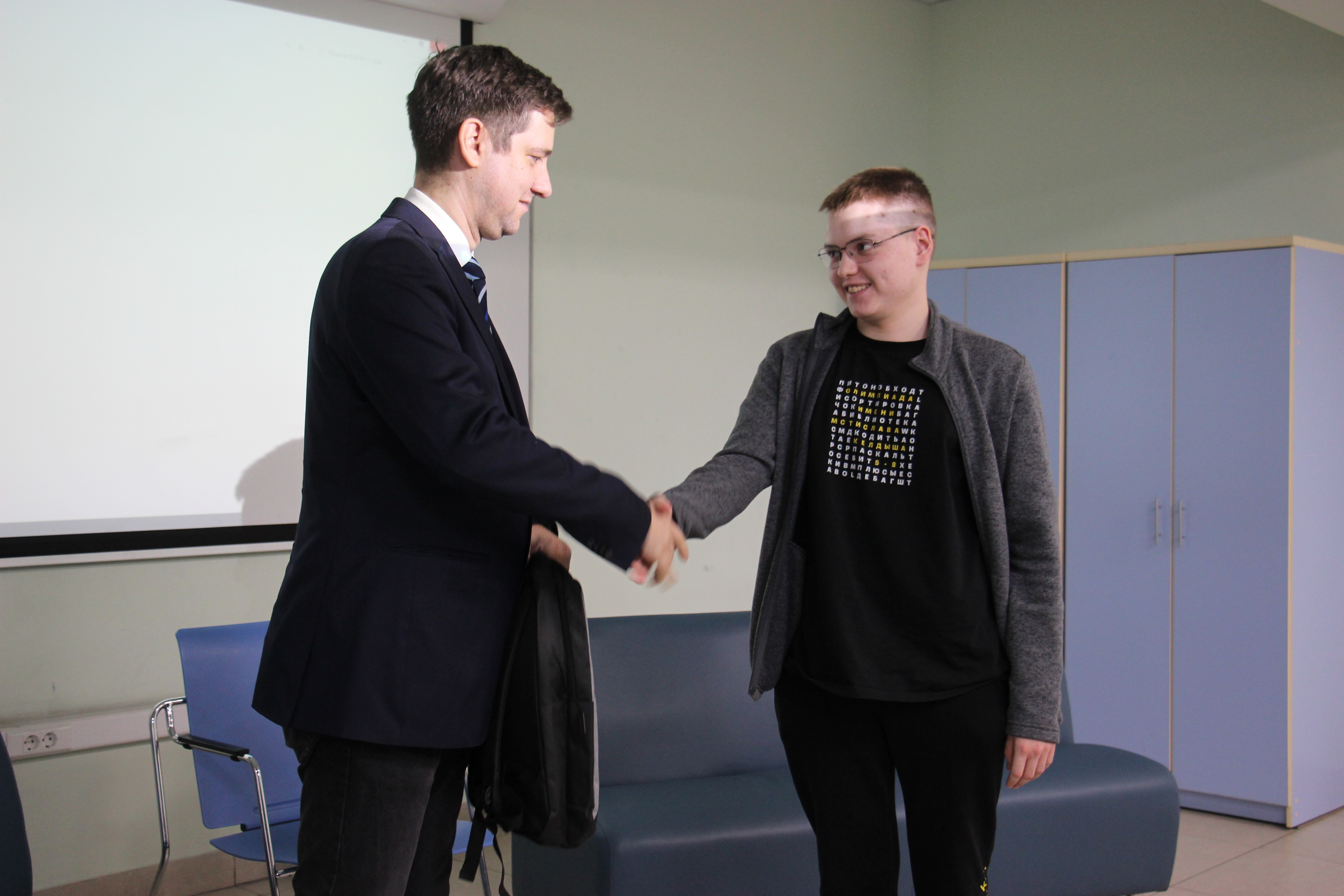 ��������� ������ ����������� � ��-������ ���� �� ������ ��� �������� ������ ���