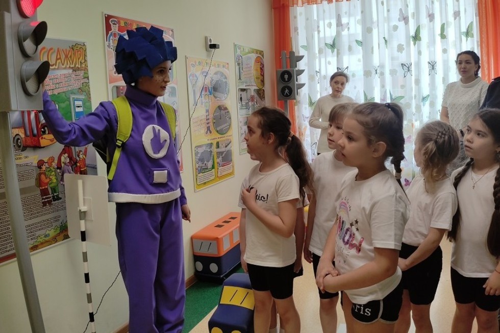 ����� � �������: �����-���� ��� ������������ '� ������� ������� � ������'