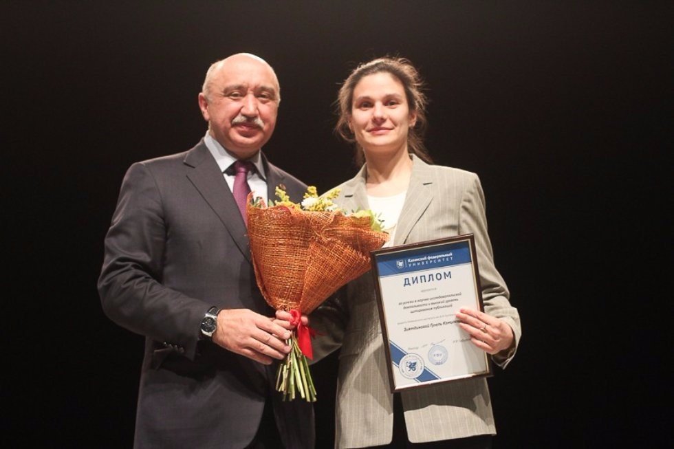 Rector Ilshat Gafurov Presented 2015 Annual Report to Staff and Students