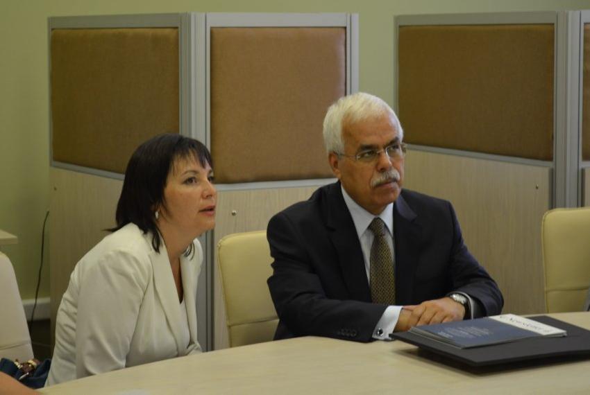 ����� ������ ����� � ��������� ����������� �����������