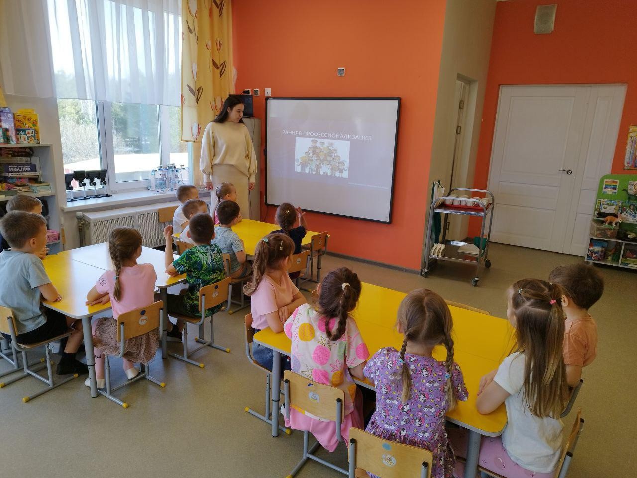 Абитуриенту: как стать воспитателем дошкольников и учителем начальных классов Абитуриенту: как стать воспитателем дошкольников и учителем начальных классов