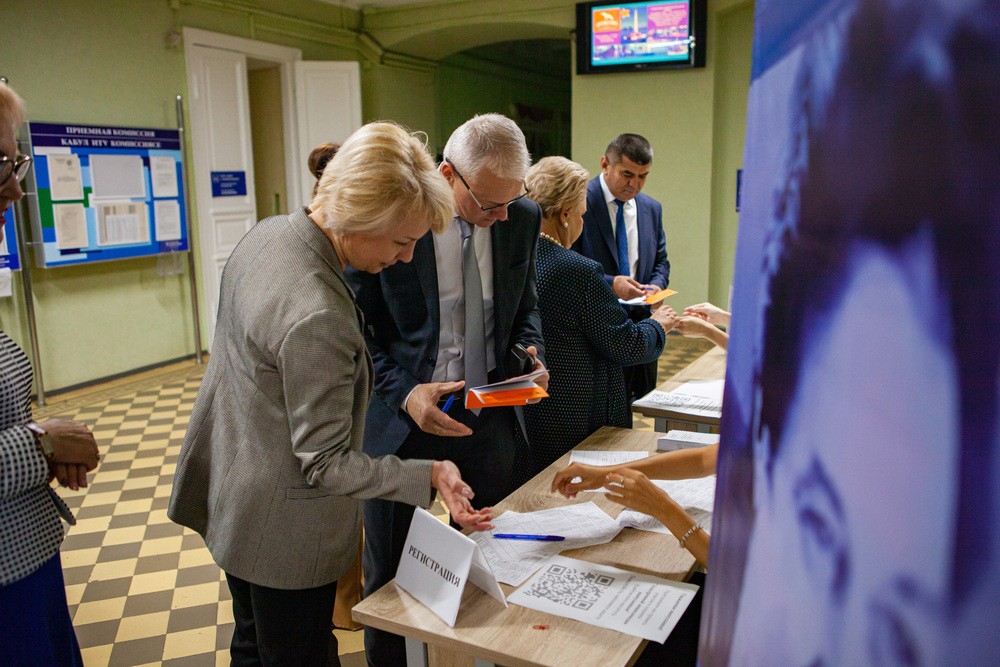 IX ������������ ������: �������� (����)